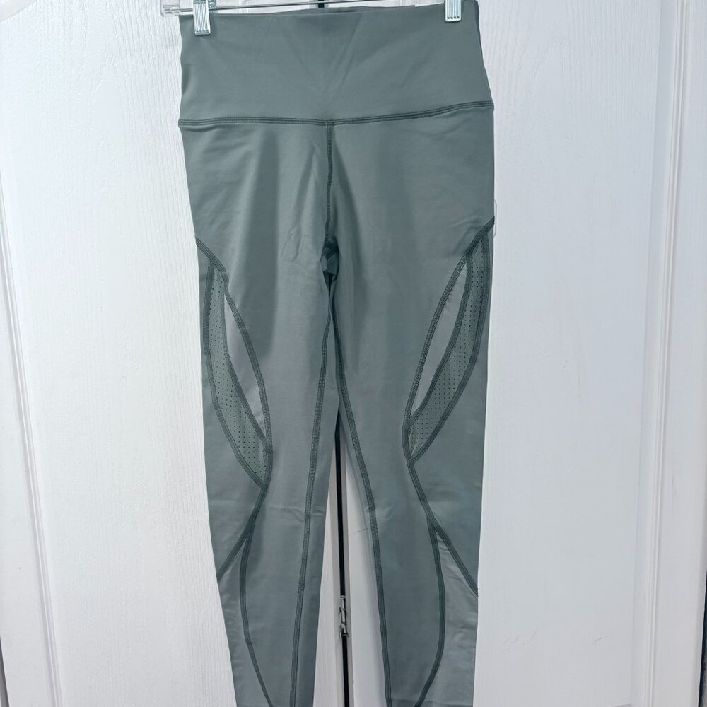Aerie Woman's M Olive Green Hi Rise Leggings